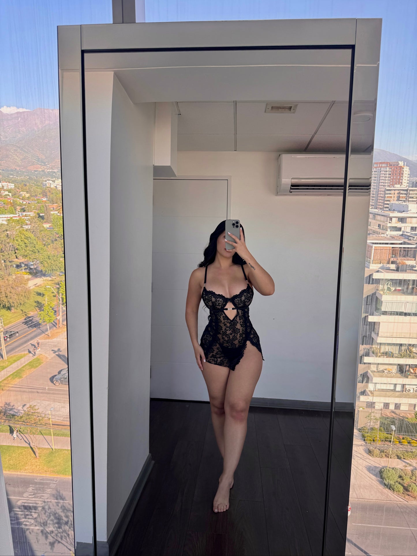 Vestido lencero encaje Meloni